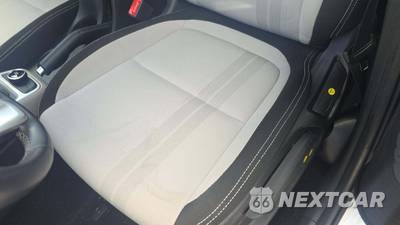 2025 Hyundai Venue SEL - zdjęcie 26 z 30 - miniatura