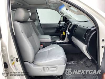 2012 Toyota Sequoia Platinum - zdjęcie 14 z 51 - miniatura