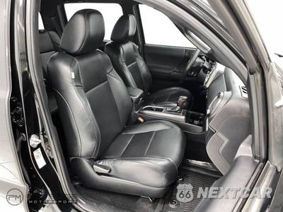 2020 Toyota Tacoma TRD Off-Road Crew Cab Medium Bed - zdjęcie 30 z 50 - miniatura