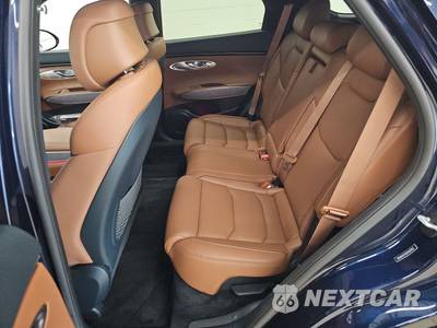 2024 Genesis GV70 2.5T - zdjęcie 13 z 24 - miniatura