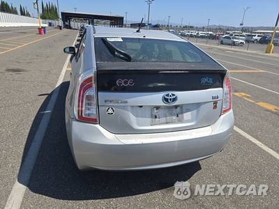 2013 Toyota Prius Two - zdjęcie 5 z 43 - miniatura