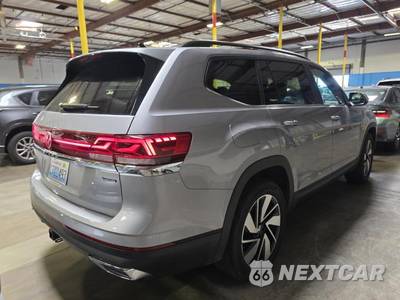 2025 Volkswagen Atlas 2.0T SE w/Technology - zdjęcie 12 z 25 - miniatura