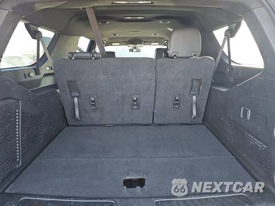 2022 Chevrolet Suburban LT 1LT - zdjęcie 17 z 38 - miniatura