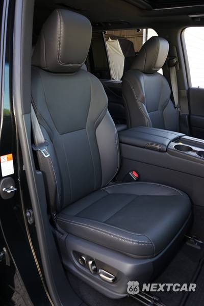 2026 Lexus LX 600 Luxury - zdjęcie 10 z 38 - miniatura