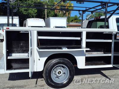 2019 Chevrolet Silverado 3500HD Cab Chassis WT Crew Cab 1WT DRW - zdjęcie 21 z 28 - miniatura