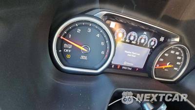 2021 Chevrolet Suburban High Country 3LZ - zdjęcie 28 z 31 - miniatura