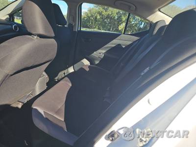 2025 Nissan Versa S - zdjęcie 13 z 17 - miniatura