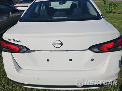 2025 Nissan Versa S - zdjęcie 5 z 17 - miniatura
