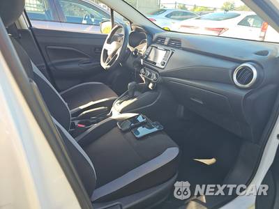 2025 Nissan Versa S - zdjęcie 8 z 17 - miniatura