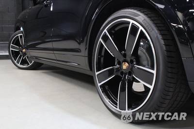 2022 Porsche Cayenne Turbo Coupe - zdjęcie 21 z 94 - miniatura