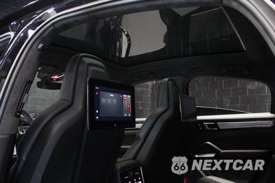 2022 Porsche Cayenne Turbo Coupe - zdjęcie 28 z 94 - miniatura