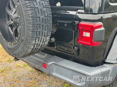 2019 Jeep Wrangler Unlimited Sahara - zdjęcie 15 z 67 - miniatura