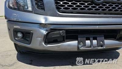 2018 Nissan TITAN SV Crew Cab Short Bed - zdjęcie 33 z 33 - miniatura