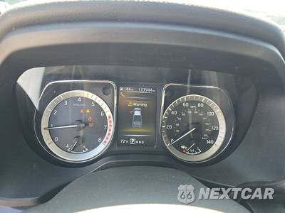 2018 Nissan TITAN SV Crew Cab Short Bed - zdjęcie 12 z 33 - miniatura