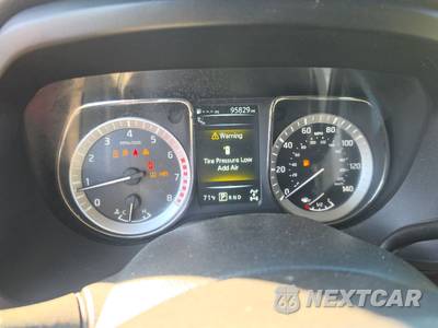 2017 Nissan TITAN PRO-4X Crew Cab Short Bed - zdjęcie 12 z 32 - miniatura