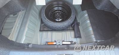 2025 Nissan Versa SV - zdjęcie 28 z 33 - miniatura