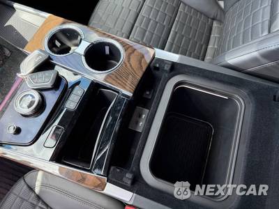 2025 Cadillac Escalade ESV Sport Platinum 1SH - zdjęcie 16 z 21 - miniatura