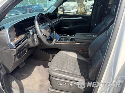 2025 Cadillac Escalade ESV Sport Platinum 1SH - zdjęcie 4 z 21 - miniatura