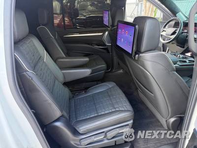 2025 Cadillac Escalade ESV Sport Platinum 1SH - zdjęcie 5 z 21 - miniatura