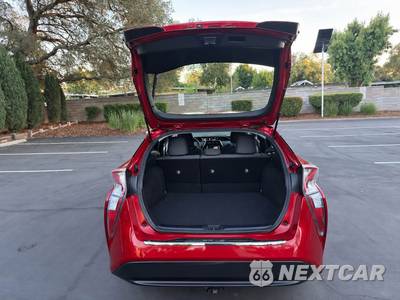 2016 Toyota Prius Three - zdjęcie 16 z 17 - miniatura