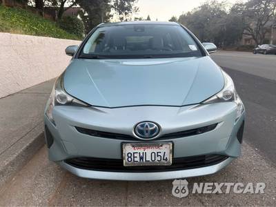 2018 Toyota Prius Three - zdjęcie 5 z 18 - miniatura