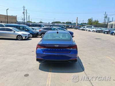 2021 Hyundai Elantra SE - zdjęcie 6 z 43 - miniatura