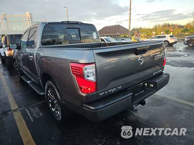 2017 Nissan TITAN SV Crew Cab Short Bed - zdjęcie 6 z 21 - miniatura