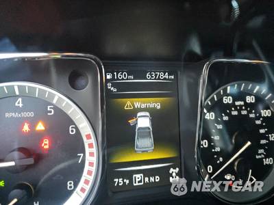2017 Nissan TITAN SV Crew Cab Short Bed - zdjęcie 12 z 21 - miniatura
