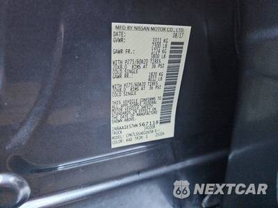 2017 Nissan TITAN SV Crew Cab Short Bed - zdjęcie 14 z 21 - miniatura