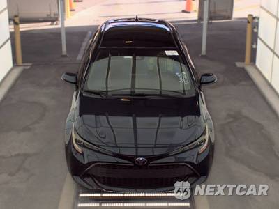 2019 Toyota Corolla Hatchback SE - zdjęcie 2 z 31 - miniatura