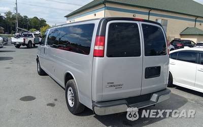 2010 Chevrolet Express 3500 Passenger Van LT 1LT 155.0" WB - zdjęcie 6 z 7 - miniatura
