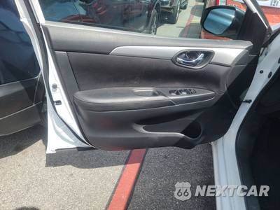 2017 Nissan Sentra S - zdjęcie 9 z 18 - miniatura