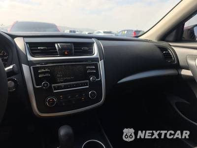 2018 Nissan Altima 2.5 S - zdjęcie 11 z 49 - miniatura