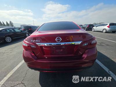 2018 Nissan Altima 2.5 S - zdjęcie 5 z 49 - miniatura