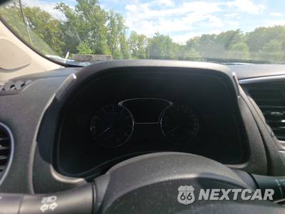 2017 Nissan Pathfinder SL - zdjęcie 12 z 17 - miniatura