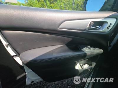 2017 Nissan Pathfinder SL - zdjęcie 9 z 17 - miniatura