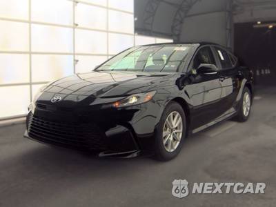 2025 Toyota Camry LE - zdjęcie 1 z 39 - miniatura