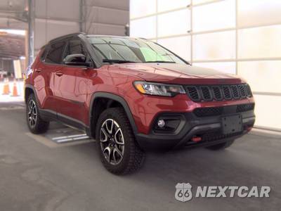 2025 Jeep Compass Trailhawk - zdjęcie 3 z 23 - miniatura