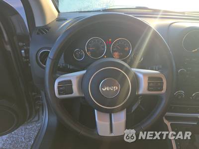 2015 Jeep Compass Latitude - zdjęcie 10 z 17 - miniatura