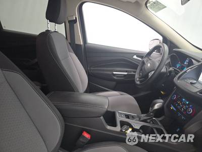 2019 Ford Escape SE - zdjęcie 8 z 33 - miniatura