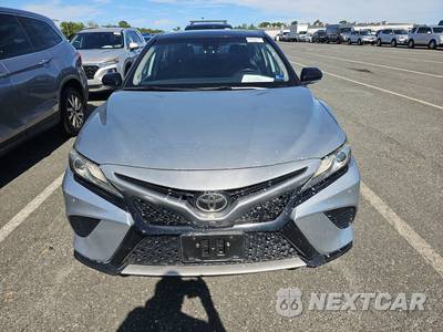 2019 Toyota Camry XSE - zdjęcie 2 z 26 - miniatura
