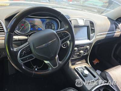 2019 Chrysler 300 Limited - zdjęcie 10 z 44 - miniatura