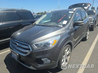 2019 Ford Escape Titanium - zdjęcie 1 z 27 - miniatura