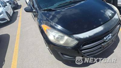2017 Hyundai Elantra GT Hatchback - zdjęcie 33 z 36 - miniatura