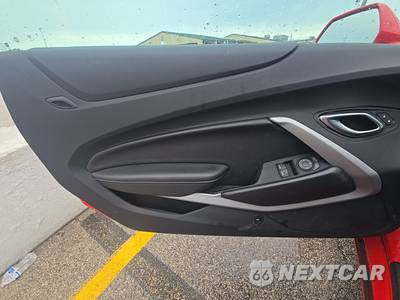 2021 Chevrolet Camaro 1LS Coupe - zdjęcie 9 z 17 - miniatura