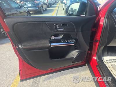 2021 Mercedes-Benz GLA 250 4MATIC - zdjęcie 9 z 18 - miniatura