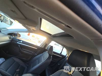 2009 Volkswagen Jetta Sedan SE - zdjęcie 17 z 32 - miniatura