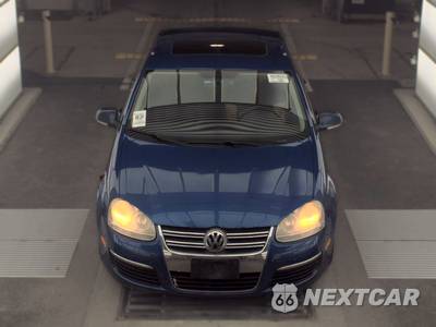 2009 Volkswagen Jetta Sedan SE - zdjęcie 2 z 32 - miniatura