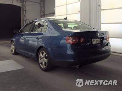 2009 Volkswagen Jetta Sedan SE - zdjęcie 6 z 32 - miniatura