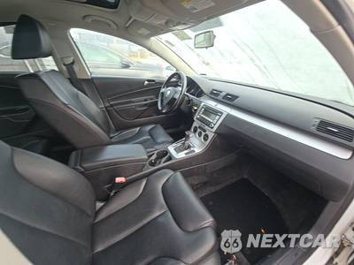2009 Volkswagen Passat Sedan Komfort - zdjęcie 8 z 38 - miniatura
